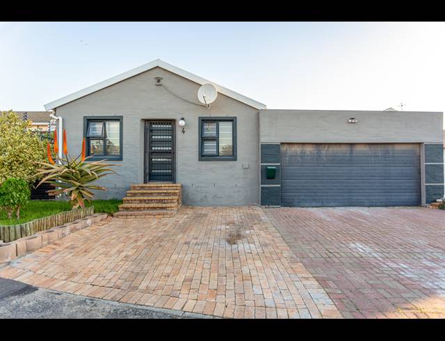 3 BEDROOM FREEHOLD FOR SALE IN NORTHPINE